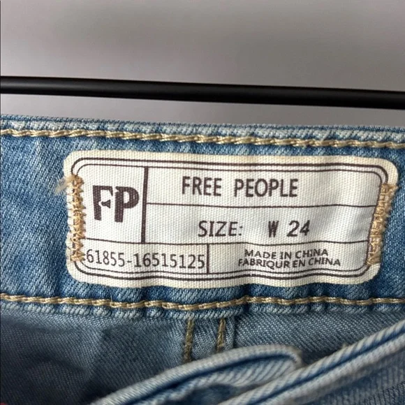 Free People Sky Blue Flare Jeans size 24 - Picture 4 of 7